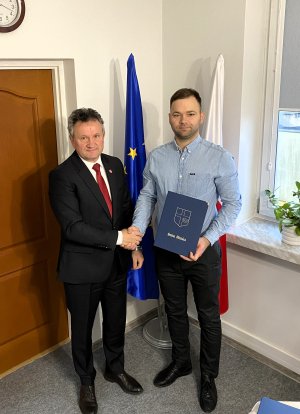 Miniaturka artykułu Umowa na przebudowę drogi na ul. Wesołej