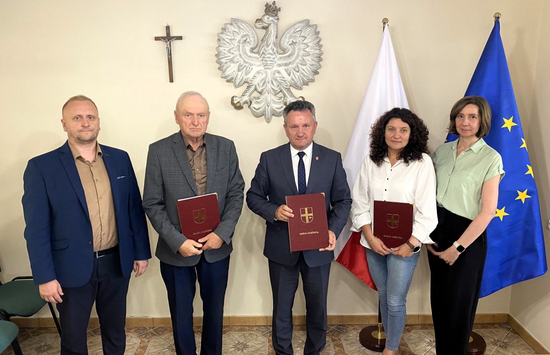 Miniaturka artykułu Umowa na&nbsp;przebudowę ogrodzenia budynku przedszkola